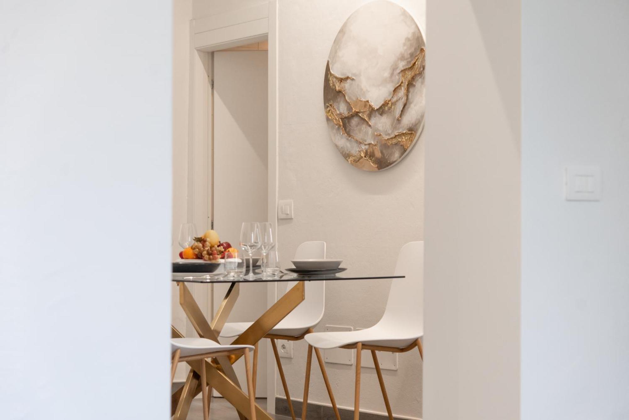 Tra Il Borgo E Il Apartment *